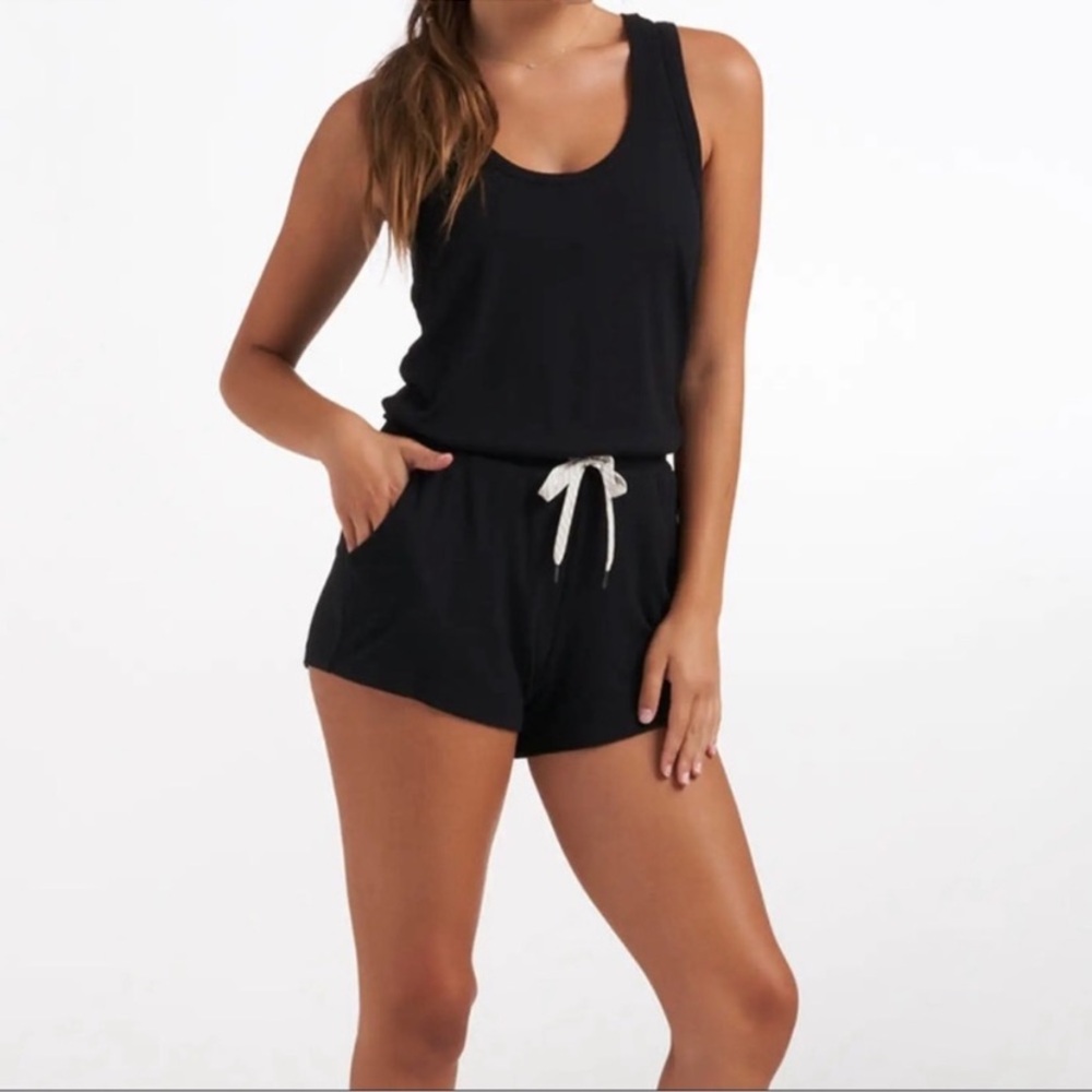 Vuori Black Scoop Neck Ribbed Romper